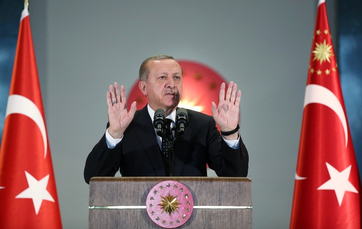 Cumhurbaşkanı Erdoğan: "(Fetö ile İlgili Davalar) Kendilerini İstedikleri Kadar Rüyalarla...