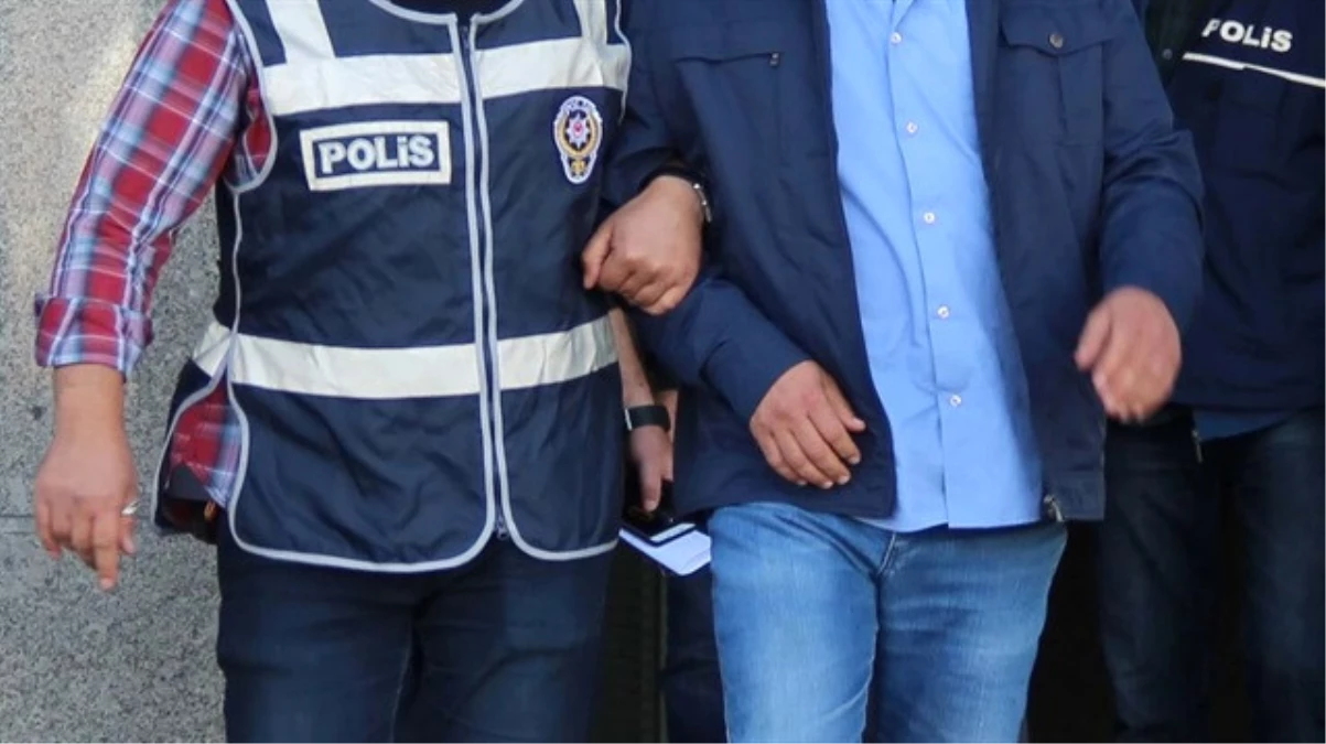 Eski Hozat Kaymakamı Fetö/pdy\'den Gözaltına Alındı