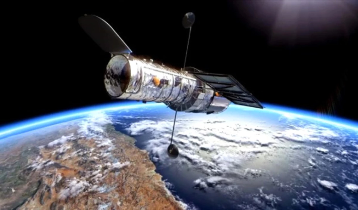 Hubble Teleskobu, Işığın Bükülüşünü Kayda Aldı