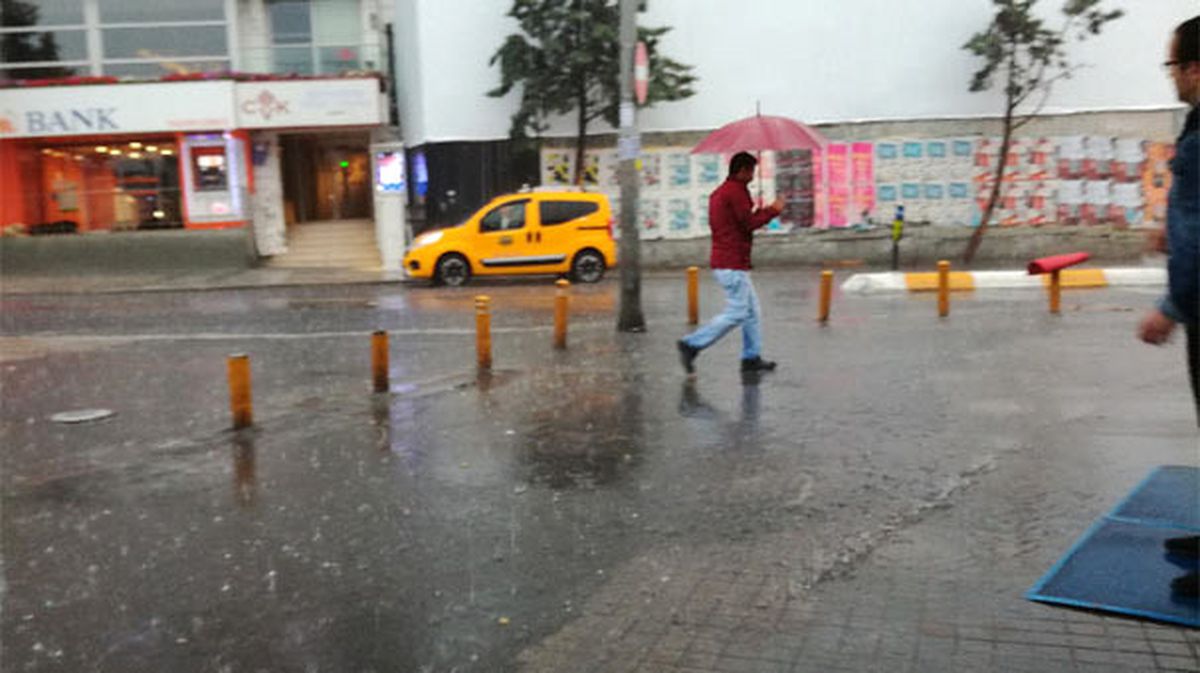 İftar Programına Yağış Engeli