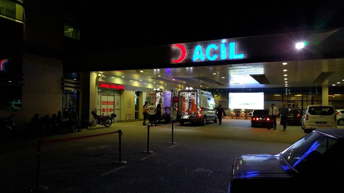 Kavgada Arkadaşını Yaraladı