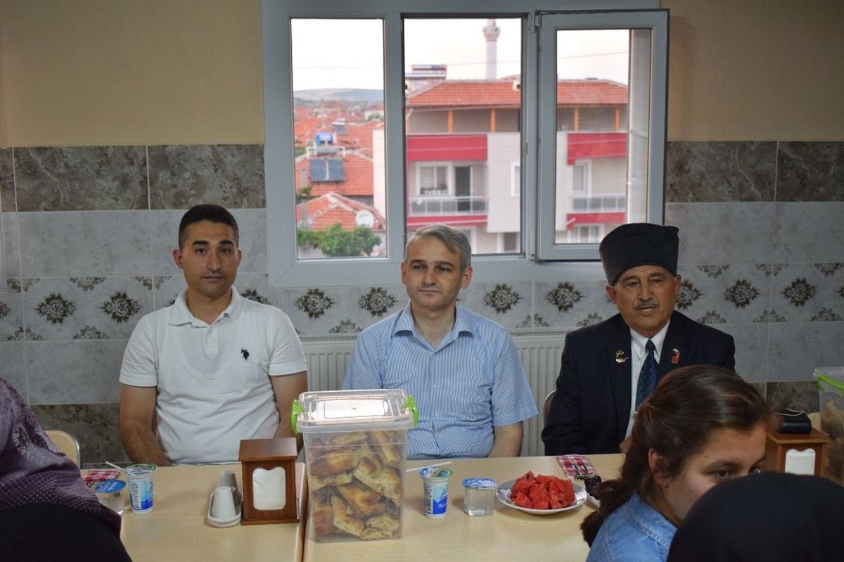 Kaymakam Güven Şehit Aileleriyle İftarda Buluştu