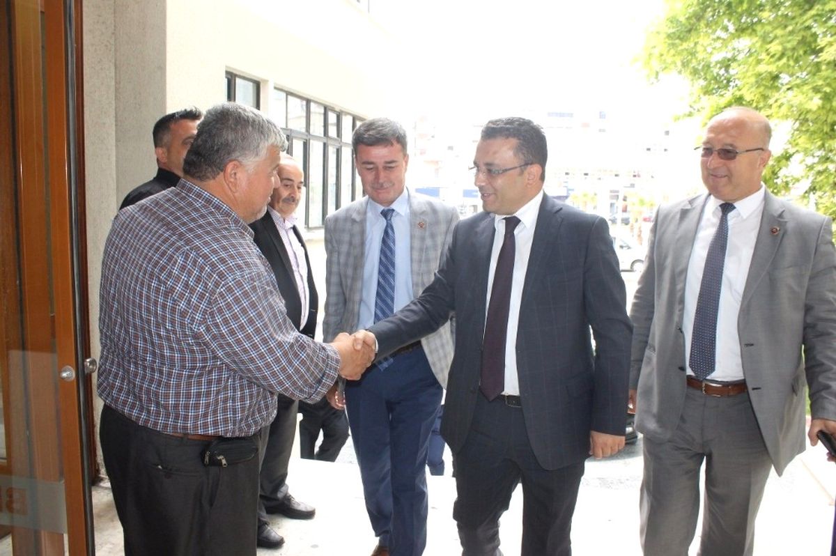 Kırkağaç\'taki Çalışmalar Yakın Takipte