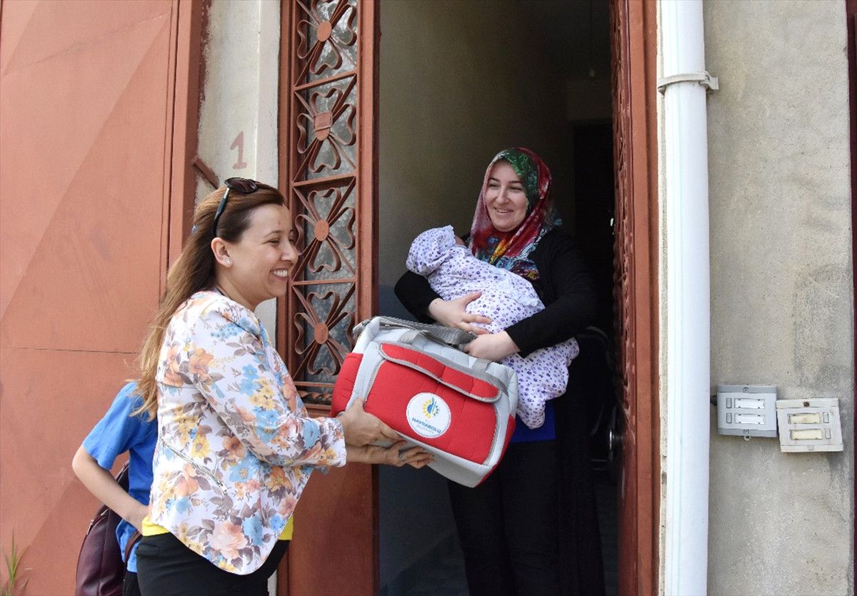Kulp Belediyesinden "Hoş Geldin Bebek" Paketi