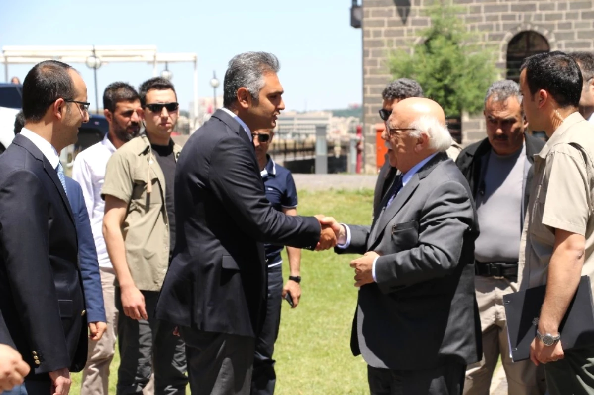 Kültür ve Turizm Bakanı Nabi Avcı Diyarbakır\'da