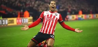 Liverpool'dan Van Dijk Transferinde Geri Adım