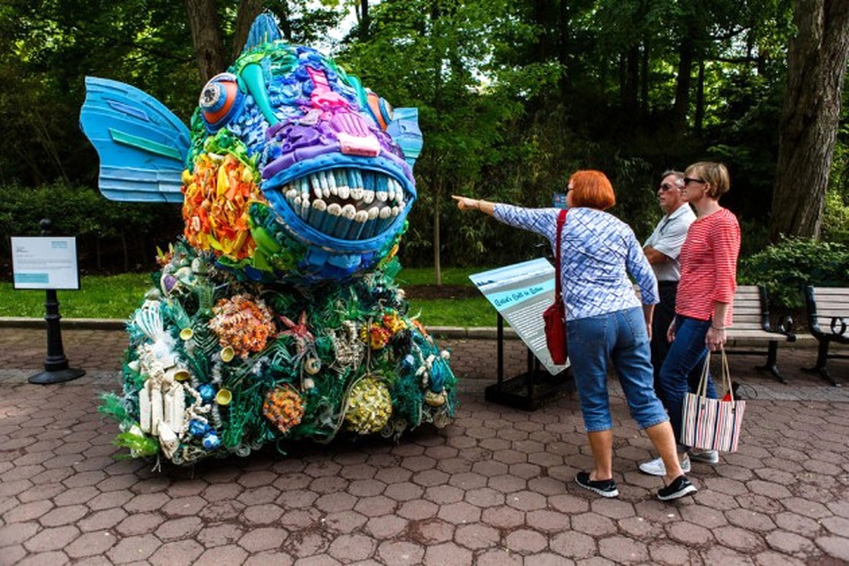 Okyanuslardaki Plastik Atıklardan Sanat Eseri