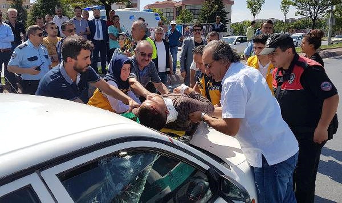 Otomobilin Çarptığı Yaya Ağır Yaralandı