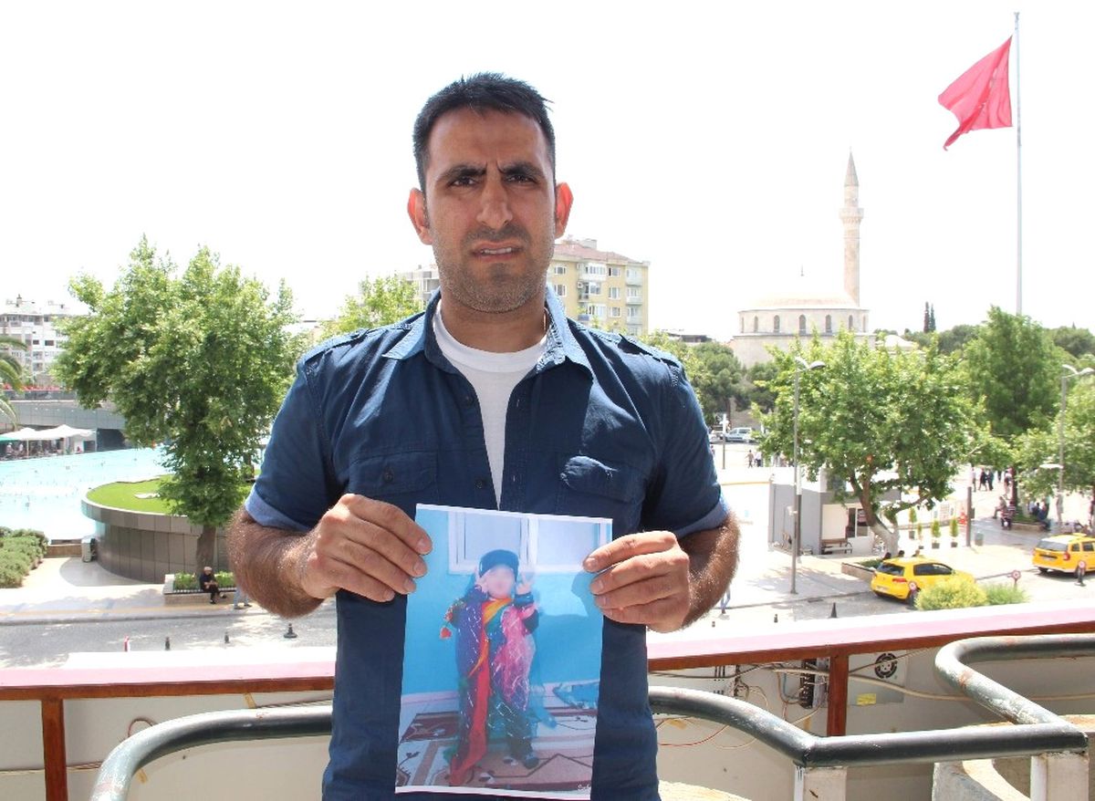 Öz Annesi Tarafından Kaçırılan Oğlunu Bulana 10 Bin Lira Ödül Verecek