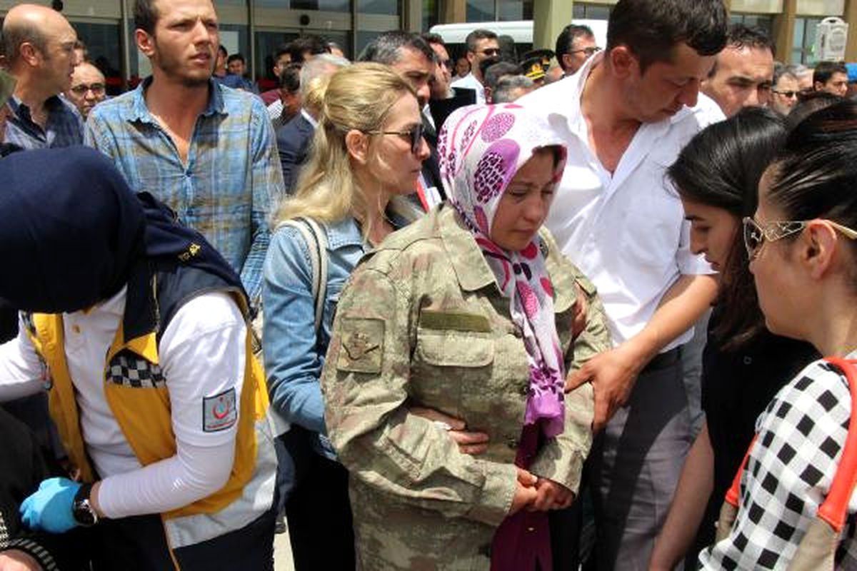 Şehit Annesi: Ben Seni Uçakla mı Gönderdim