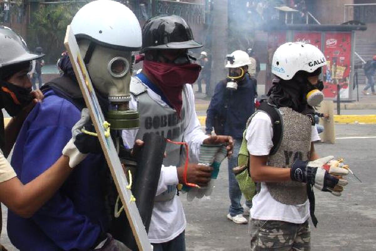 Venezuela\'da Ölü Sayısı 66\'ya Yükseldi