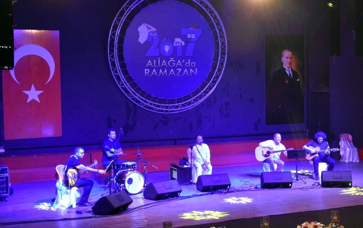 Yansımalar Grubu Aliağa\'da Sahne Aldı