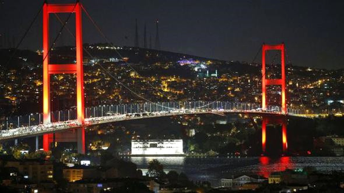15 Temmuz Şehitler Köprüsü\'nde Serbest Geçiş Başladı