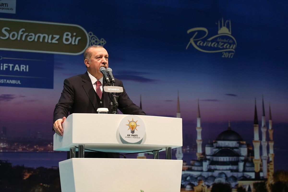 AK Parti İstanbul İl Başkanlığı\'nın İftarı