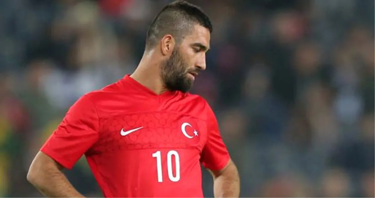 Arda, Uçak Kokpitine Terim\'in Yardımcılarına Laf Söylemek İçin Girmek İstedi