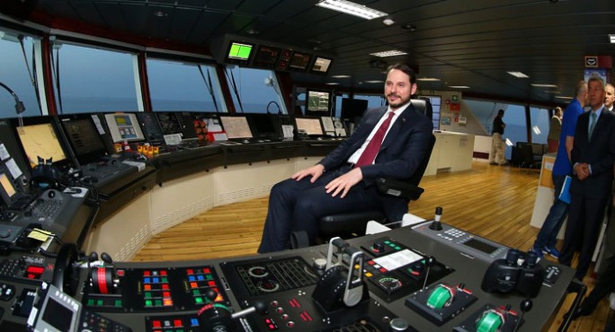 Bakan Albayrak: Akdeniz\'de İlk Sondaj Kuyusu Bu Yıl Kazılacak