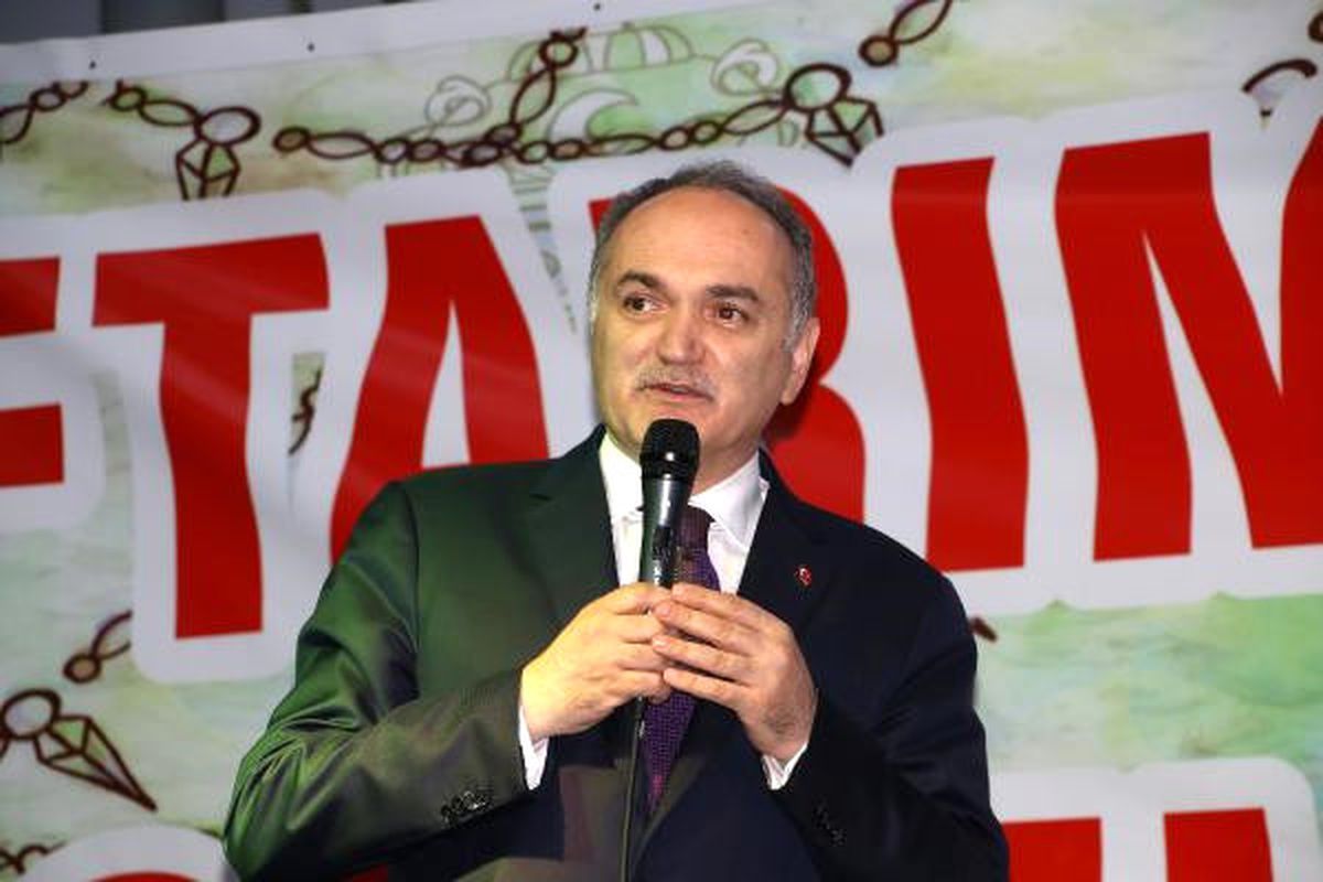 Bakan Özlü: Dostlarımızı Yalnız Bırakmayacağız