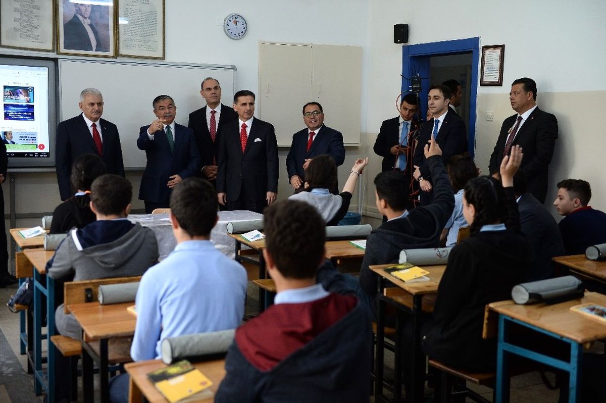 Bakan Yılmaz: "Sağlıklı ve Mutlu Bireyler Yetiştiren Bir Eğitim Sistemi Hedefimizdir"