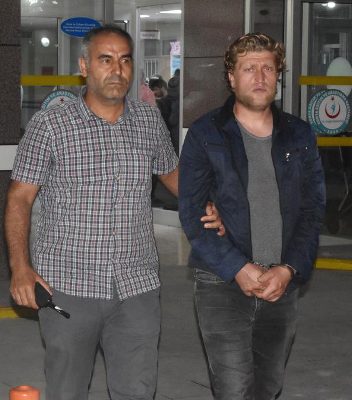 Birlikte Tatile Gittiği Boşandığı Eşi, Boğazını Kesti (2)