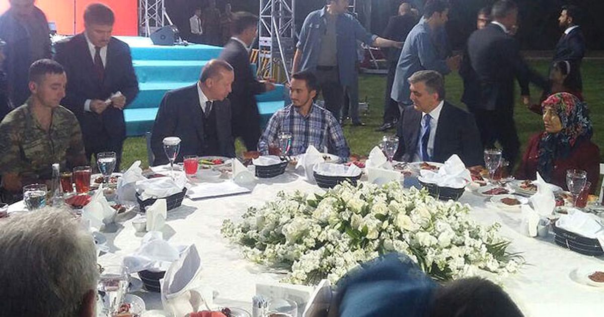 Dha Yurt - Erdoğan ve Gül Tugayda Birlikte İftar Yaptı (3)