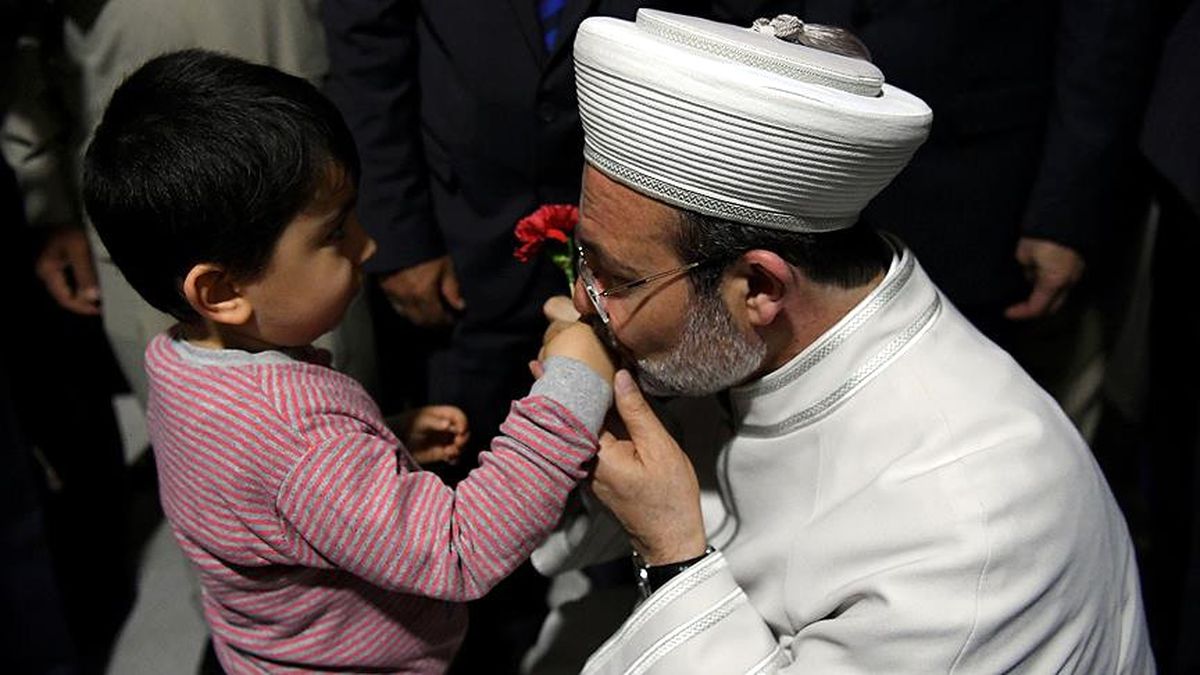Diyanet İşleri Başkanı Görmez Engellilerle İftar Yaptı