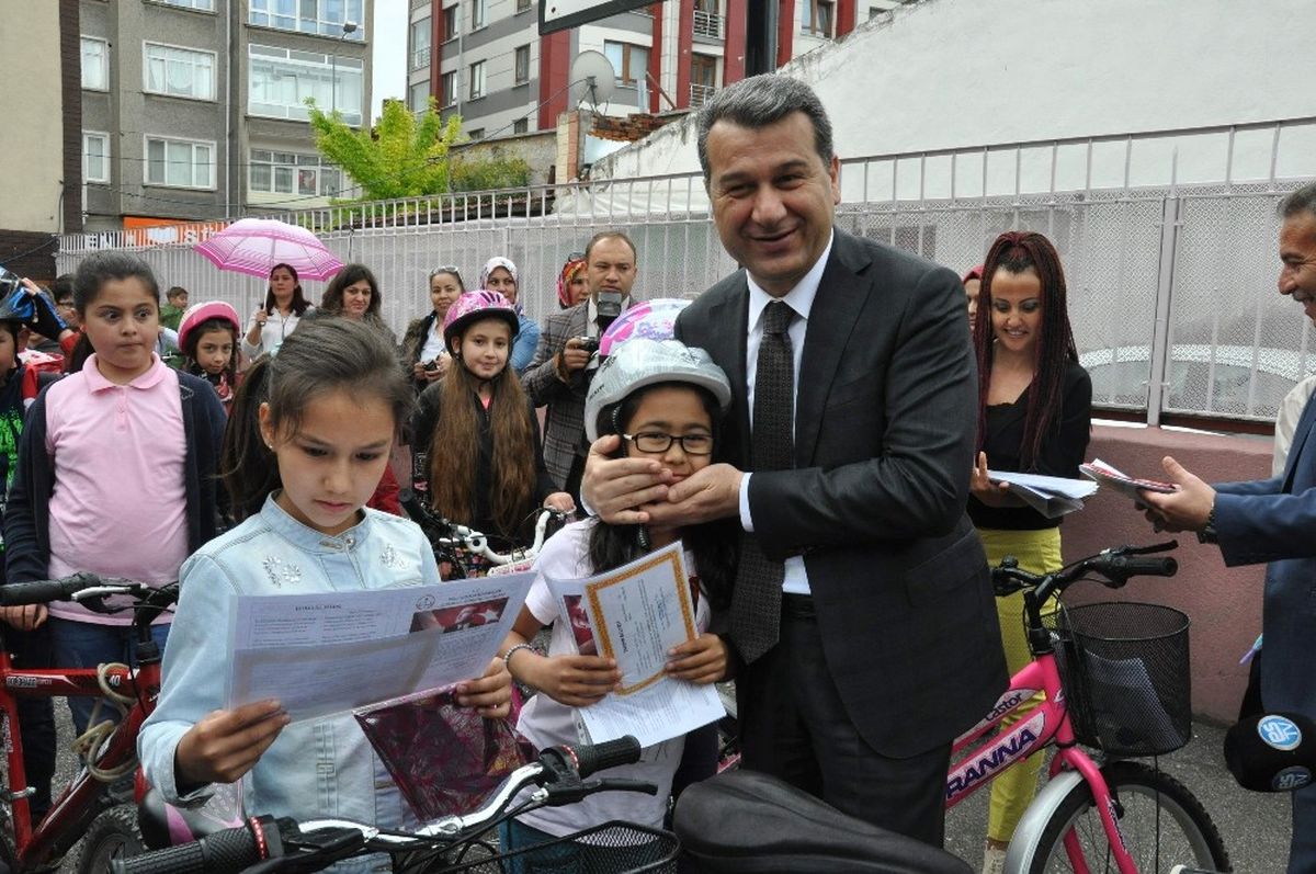 Eskişehir\'de Karne Heyecanı