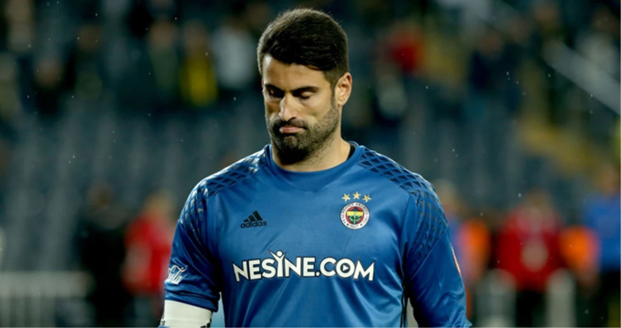 Fenerbahçe, Kaleci Transferi Yaparak Volkan\'ı Yedeğe Çekecek