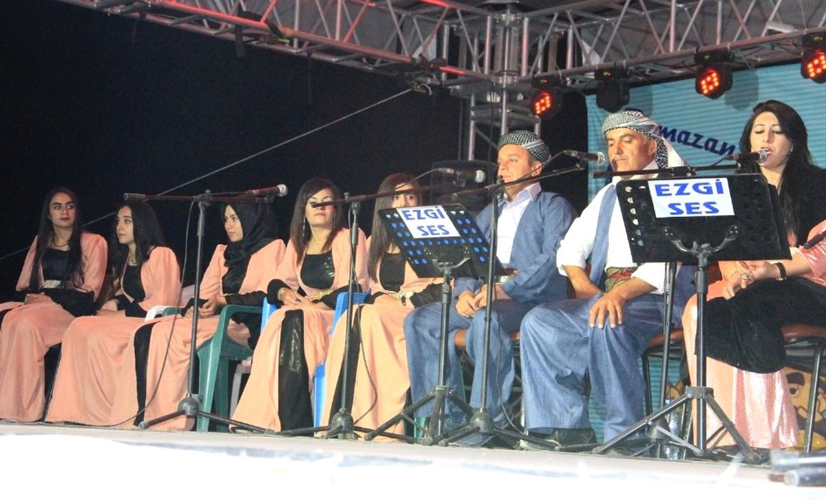 Hakkari\'de Dengbejler Gecesi
