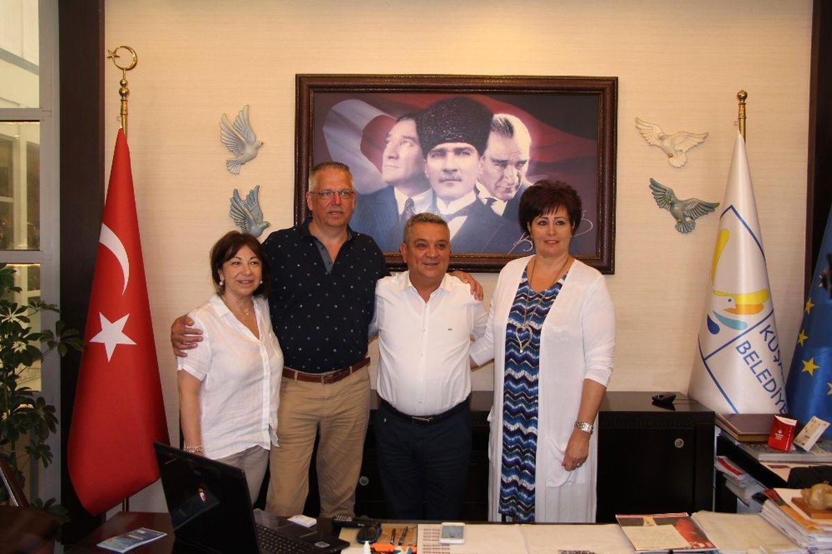 Hollandalı Oudshoorn Çiftinden Başkan Kayalı\'ya Ziyaret