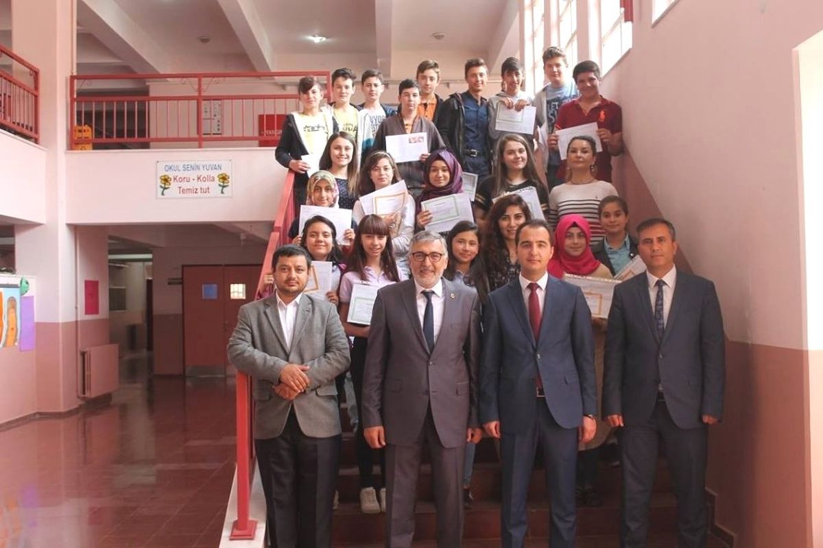 İnönü\'de Karne Sevinci
