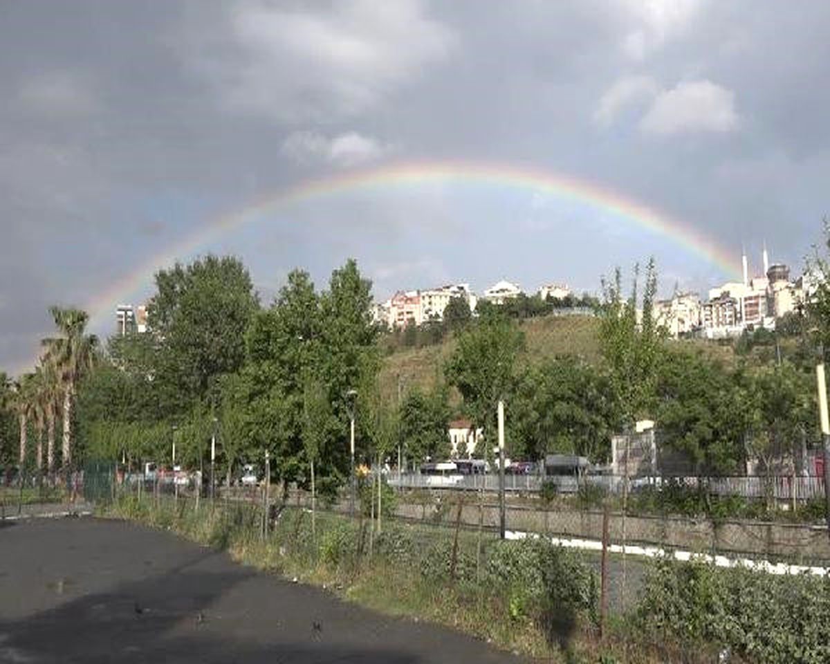 İstanbul\'da Gökkuşağı Sürprizi
