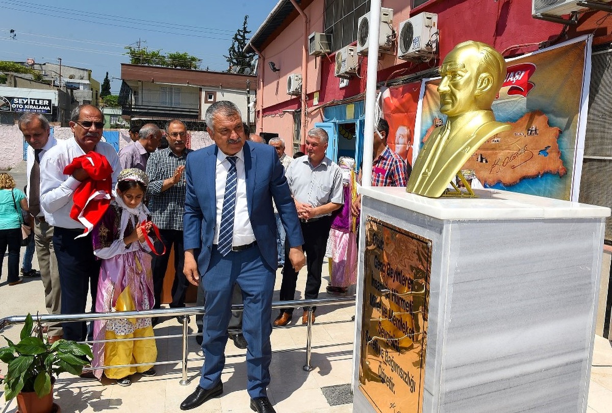 Karalar: "Hepinizin Yolu İlim İrfan Yolu Olsun"