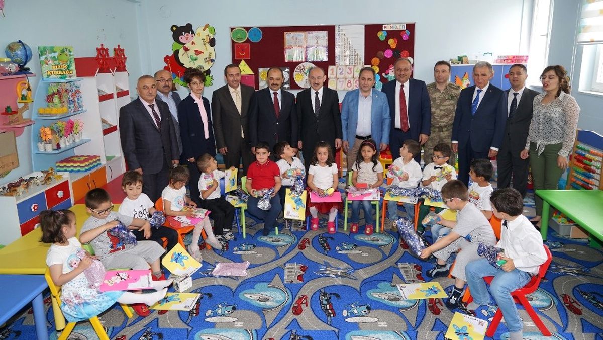 Kastamonu\'da 56 Bin Öğrenci Karnesini Aldı