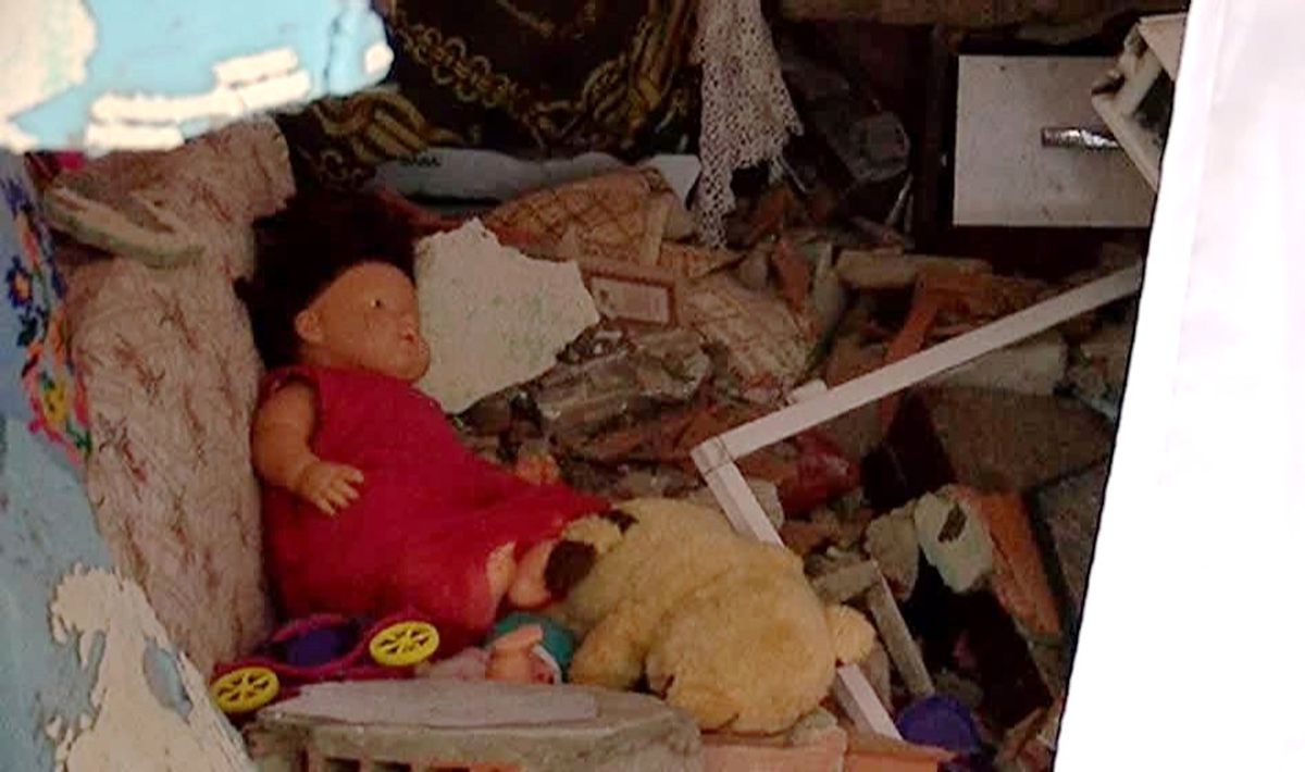 Minibüs Dehşetinde Ölen Minik Elif\'ten Geriye Oyuncağı Kaldı