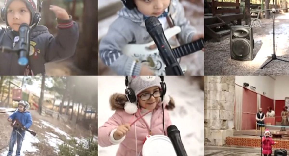 Minik Öğrencilerden "Bana Esmeyi Anlat"