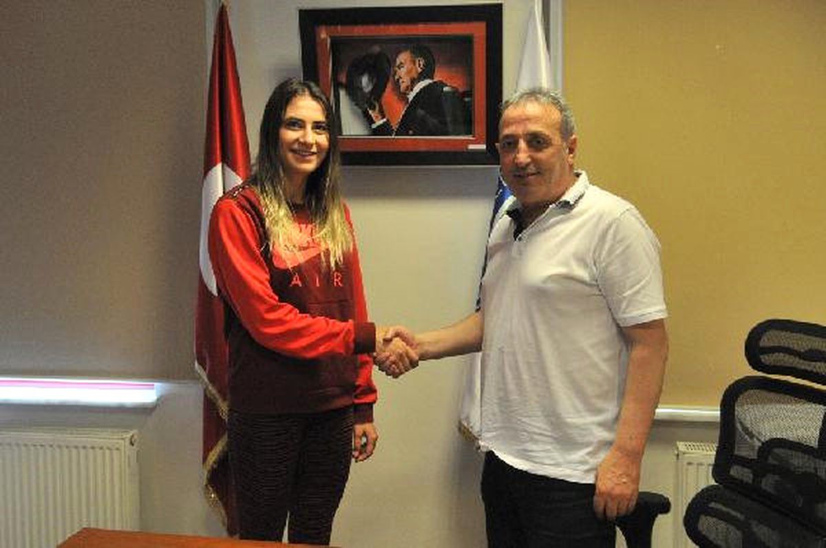 Nilüfer Belediyespor\'da 2 İmza