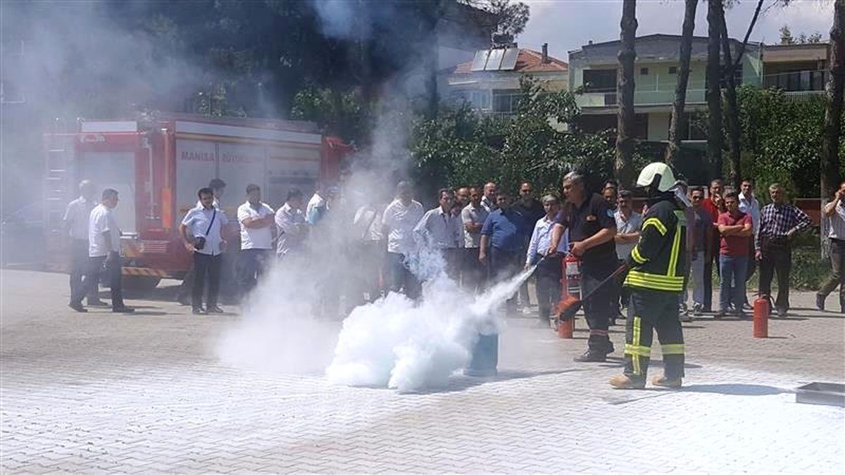 Öğretmenlere Yangın Eğitimi Verildi