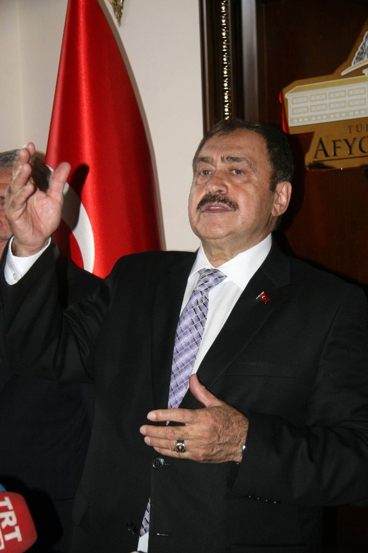 Orman ve Su İşleri Bakanı Prof. Dr. Veysel Eroğlu\'ndan, Katar Krizi ile İlgili Açıklama Açıklaması