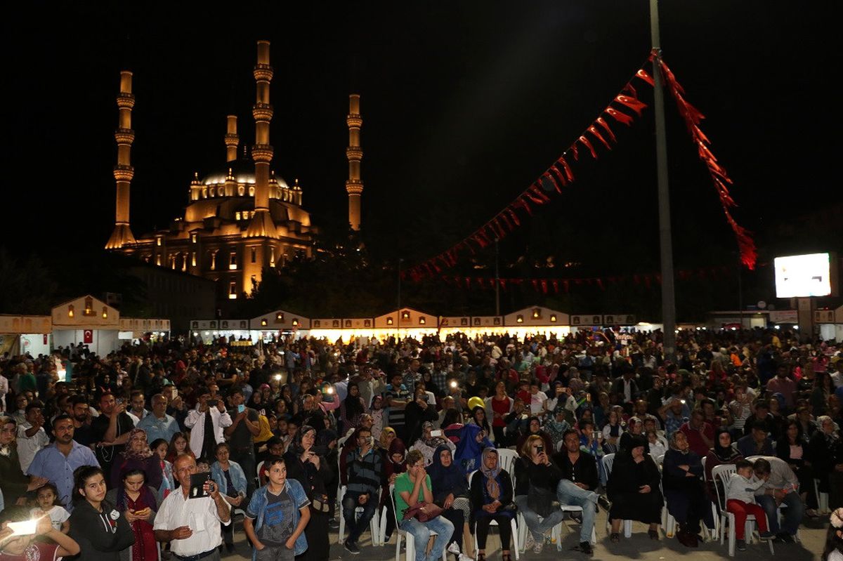 Ramazan Ayı Dolu Dolu Geçiyor