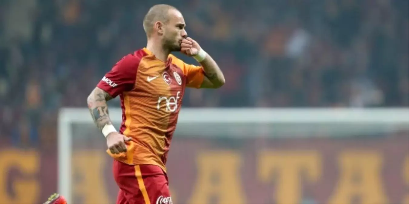 Sneijder\'in Yerine Geliyor!