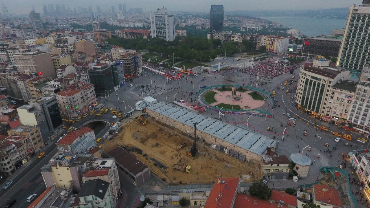 Taksim Cami\'nin İnşaat Çalışmalarındaki Son Durum Havadan Görüntülendi