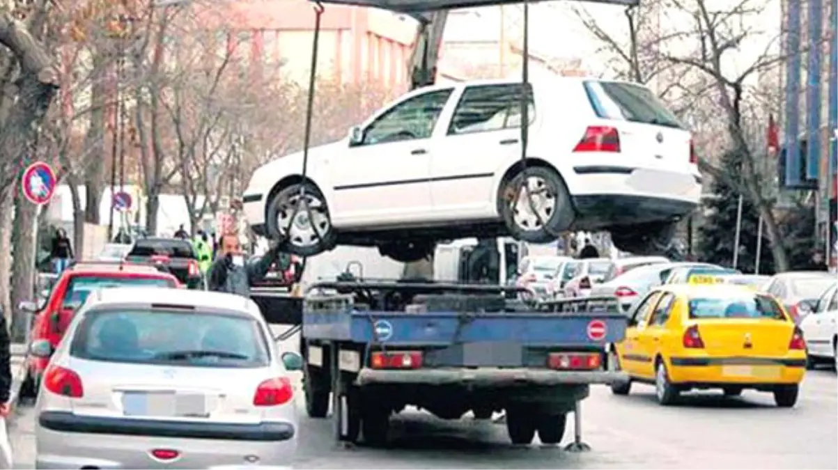 Trafikteki Çekicilerin Araç Çekme İşini Ticarete Döktükleri İddia Edildi