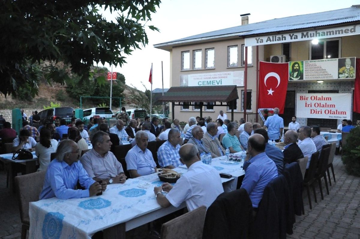 Tunceli Cemevi\'nden Birlik İftarı