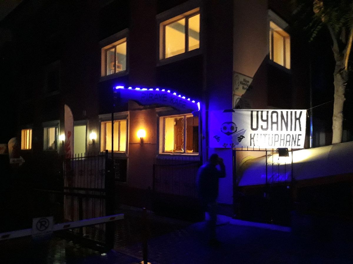 Başkent\'te Solcu Gruplar Arasında Kavga: 15 Yaralı