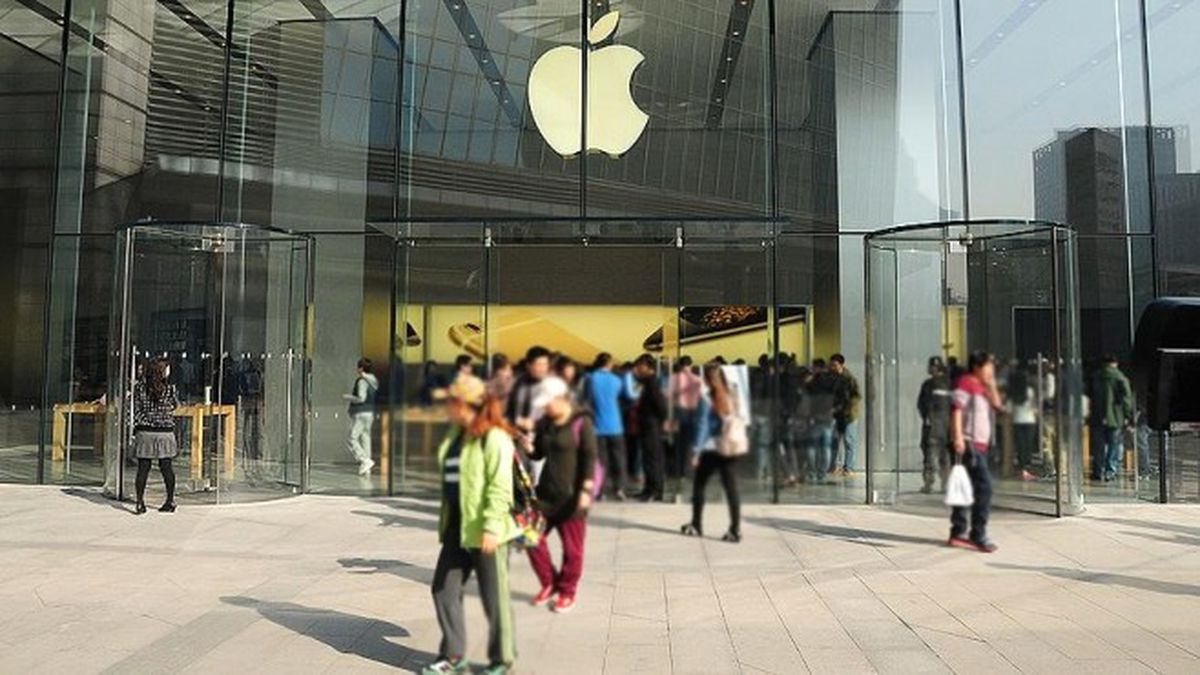 Çin\'de Apple Çalışanı 22 Kişiye Gözaltı