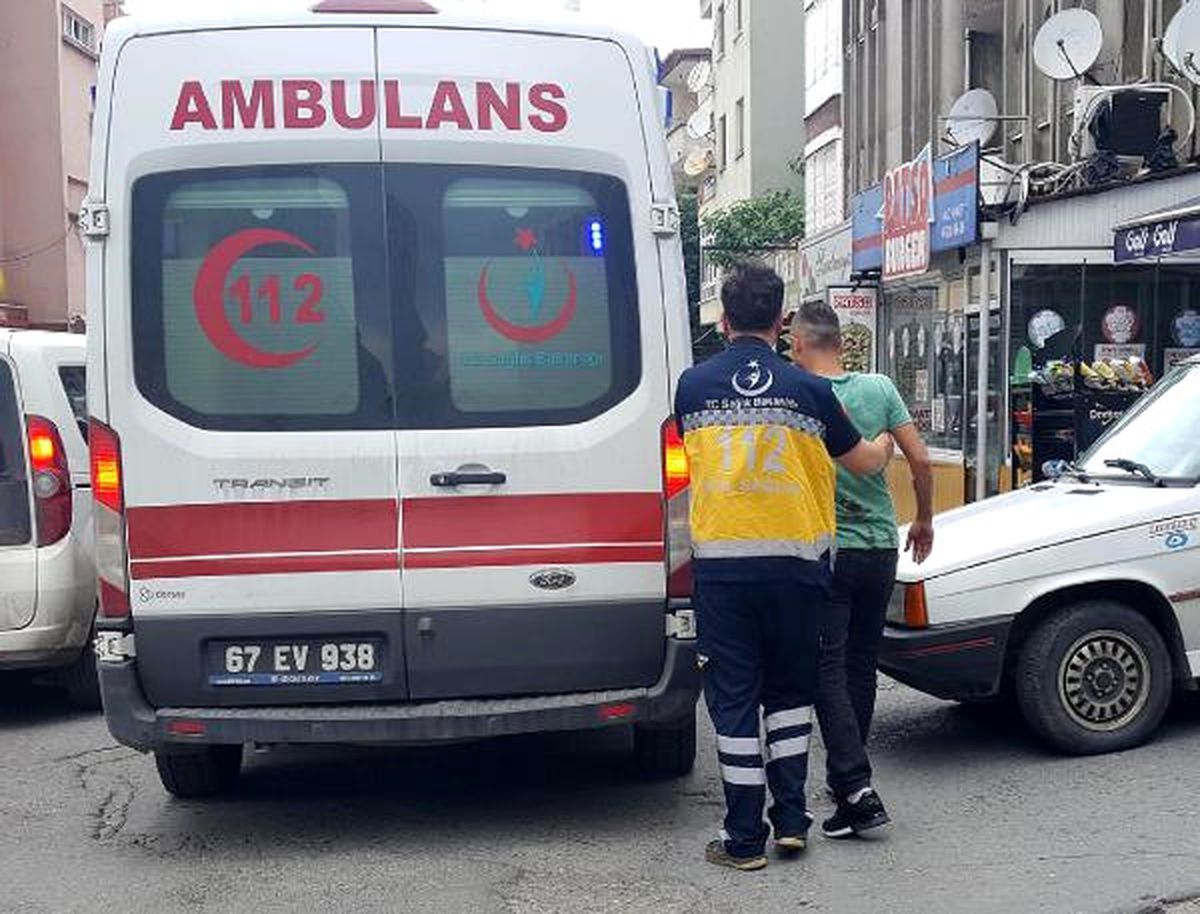 Eşini Bıçakla Yaraladı