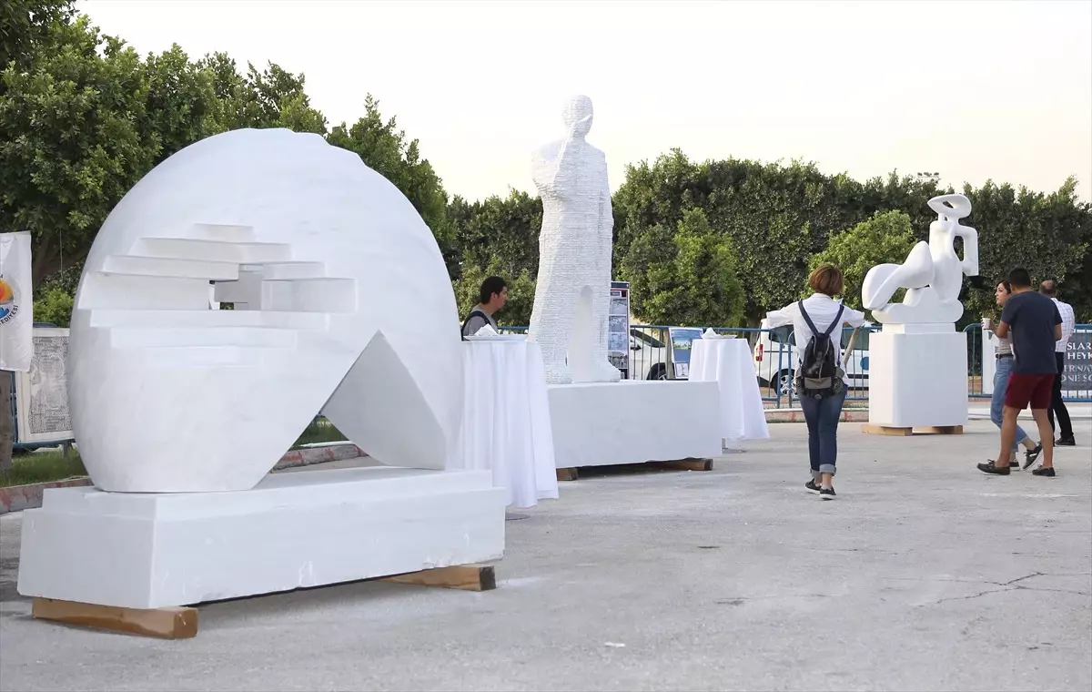 Heykeller, 15 Temmuz Şehitleri Anısına Yontuldu