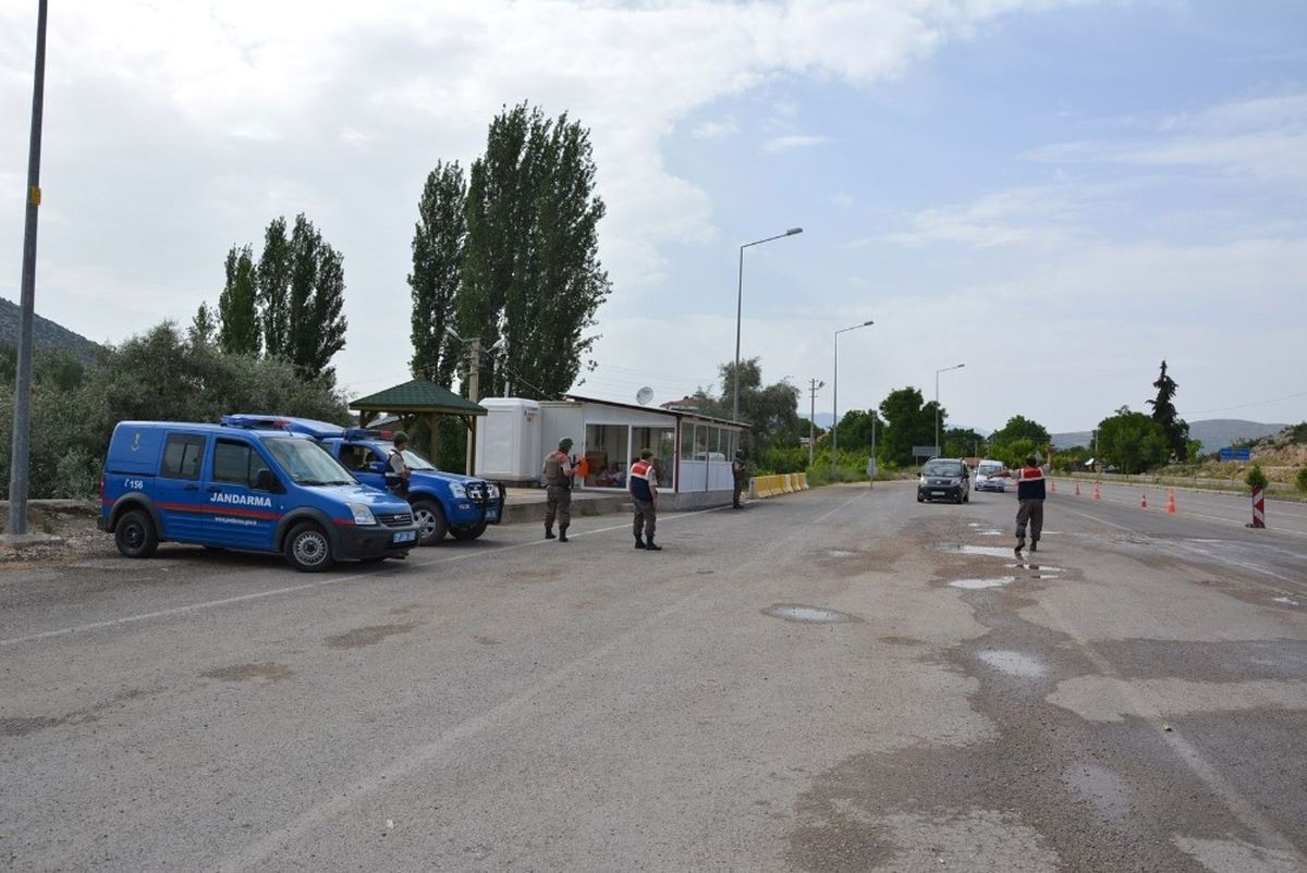Jandarma\'dan Asayiş ve Yol Denetimi