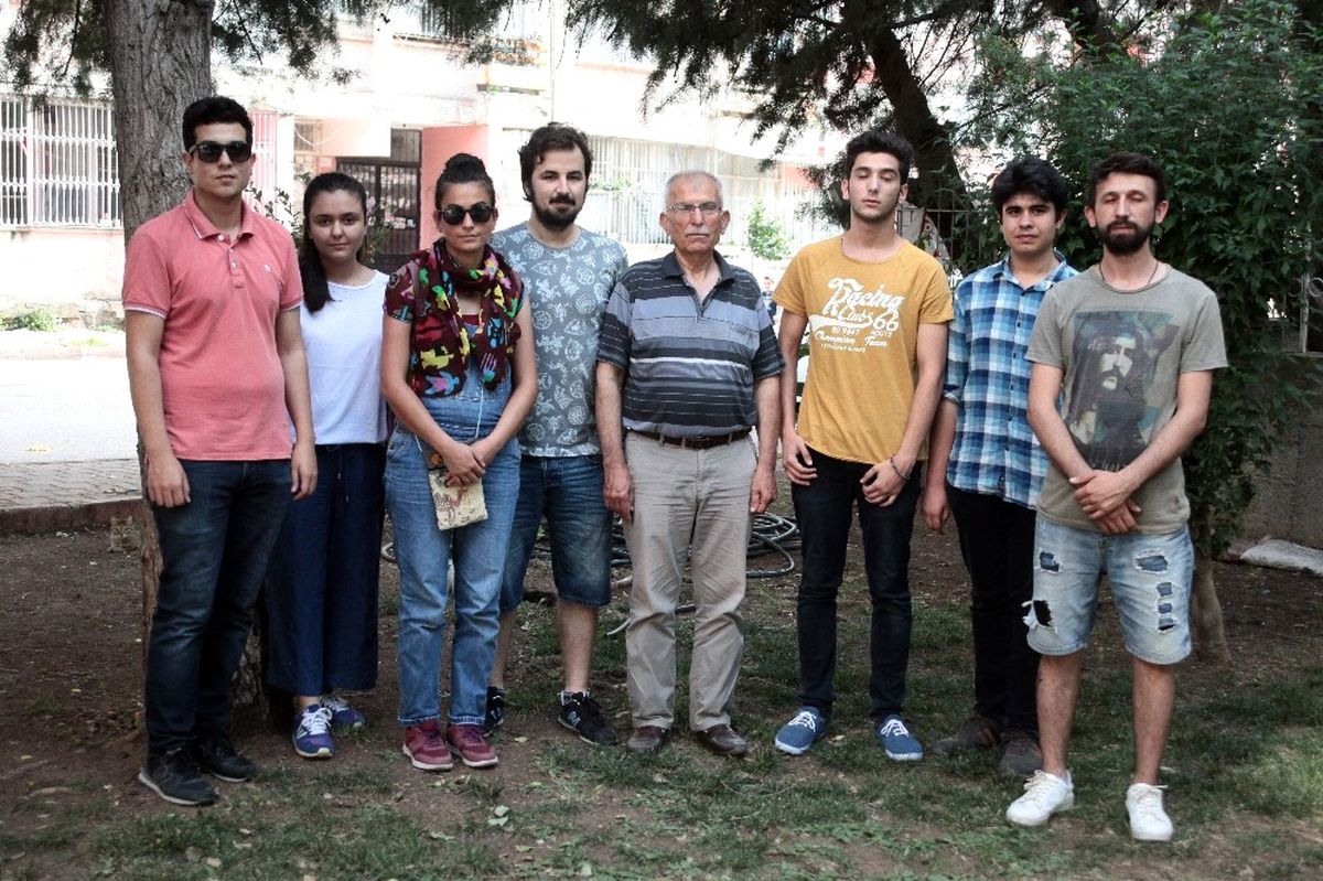 Kedi Canisini Her Yerde Arıyorlar