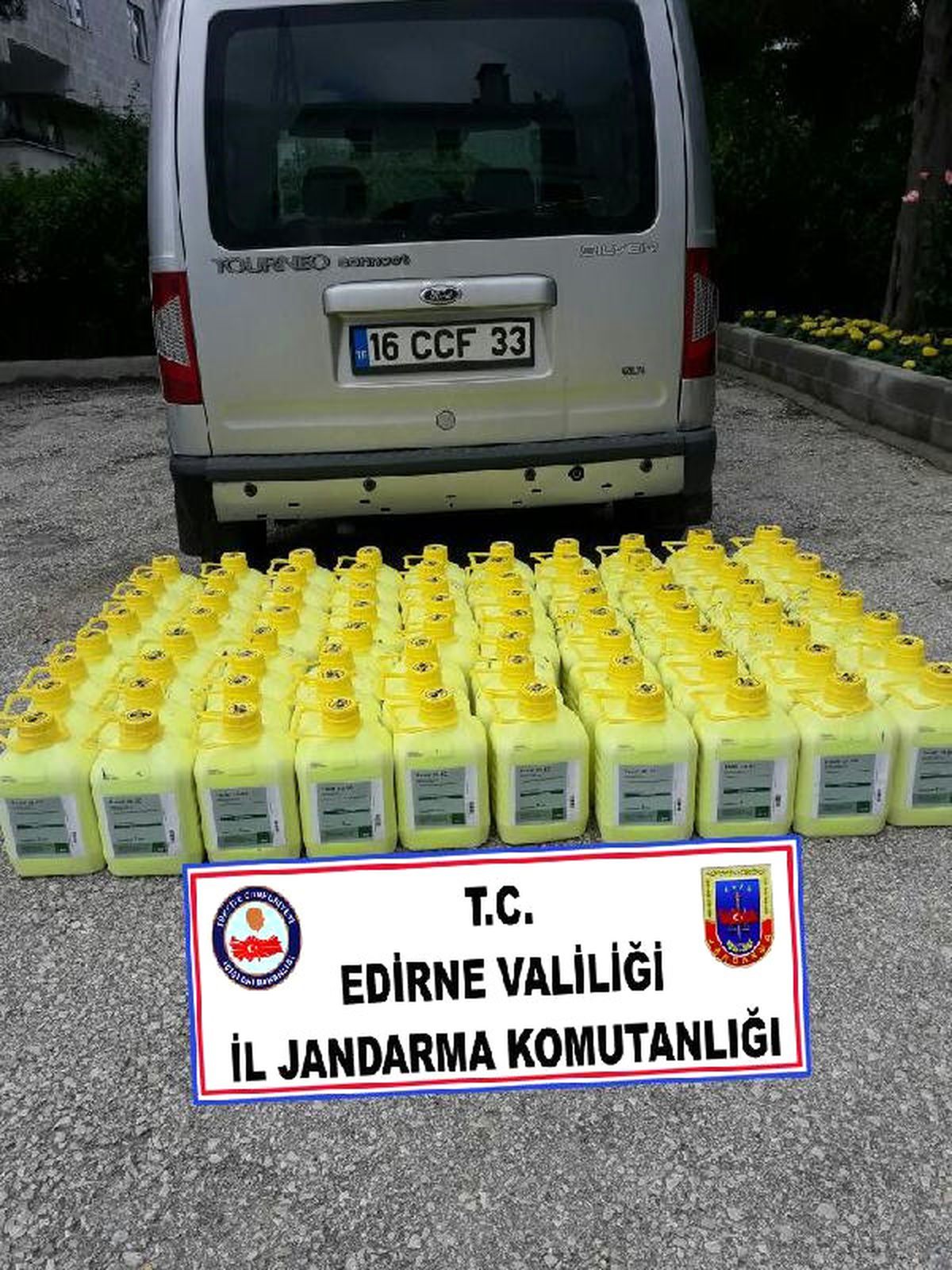 Keşan\'da 500 Litre Kaçak Tarım İlacı Ele Geçirildi